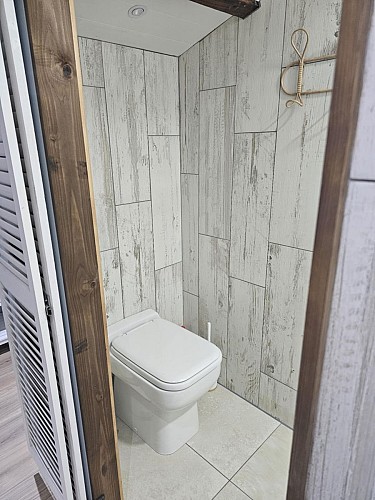 Location 2 personnes à Parthenay (Studio) - WC