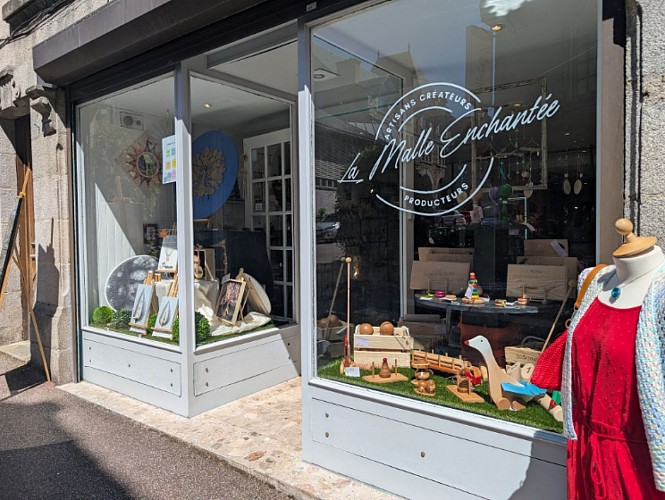 Boutique de créateurs Saint-Junien, La malle enchantée