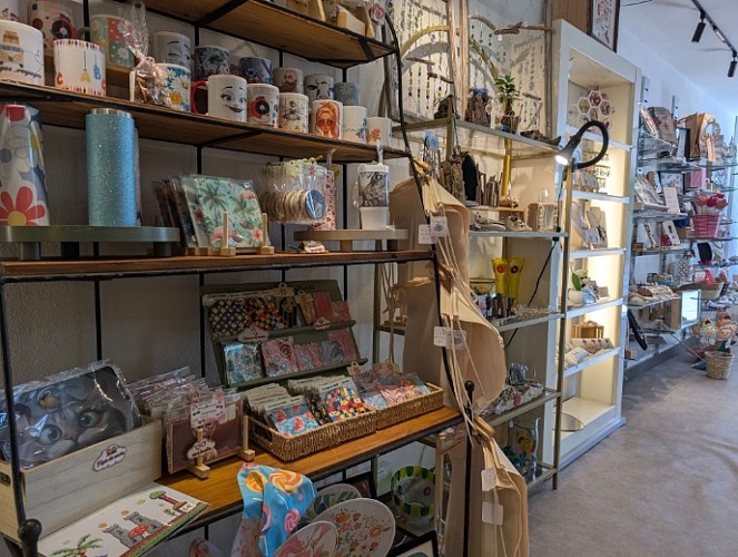 Boutique de créateurs Saint-Junien, La malle enchantée
