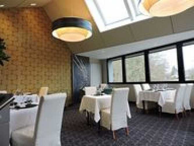 Le-Privilege-restaurant-1---J