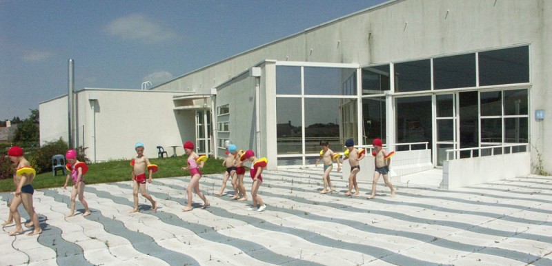 PISCINE AQUATIDE À ARGENTRÉ-DU-PLESSIS