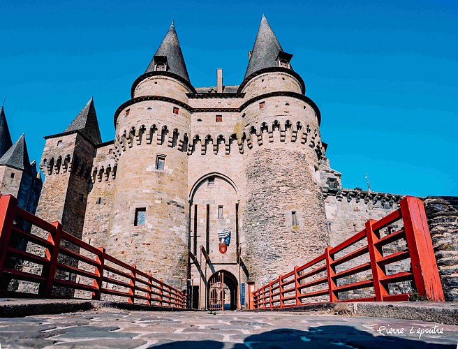 chateau pont levis_crédit Pierre Lepoutre-min-compressed