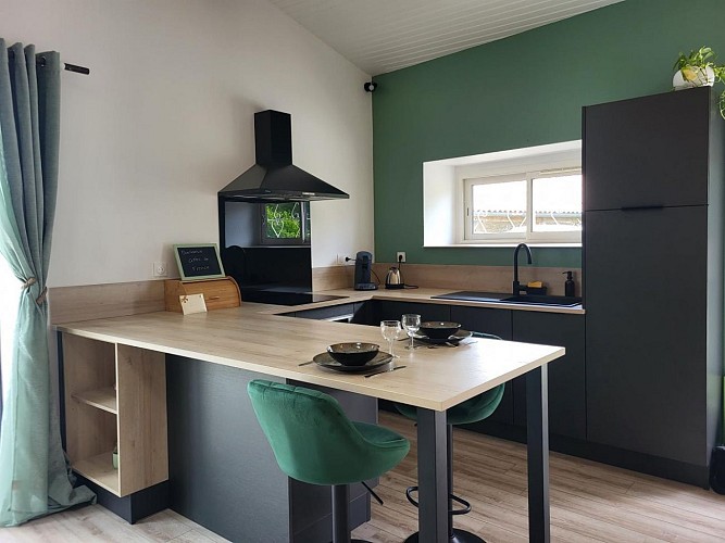 HLOAQU047V50ML0E_LoubesBernac_BurbujasDeAmor_photo1