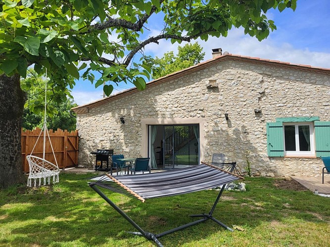 HLOAQU047V50ML0E_LoubesBernac_BurbujasDeAmor_photo3