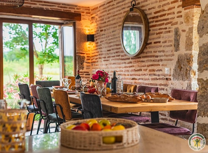 HLOAQU047V50ML0L_Bruch_ManoirPons_photo4