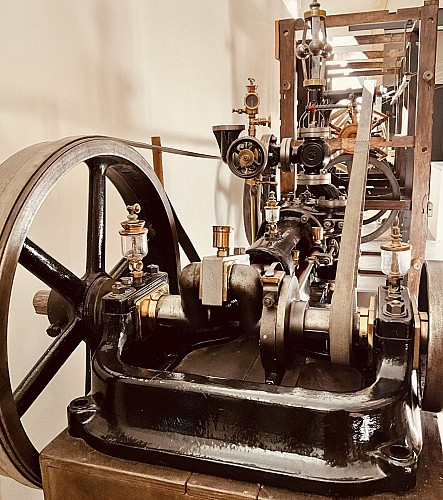 Visite du musée de la Soie à Taulignan