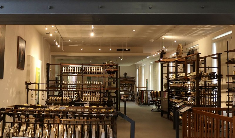 Visite du musée de la Soie à Taulignan