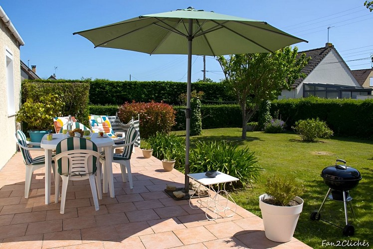 gite-le-pommier-terrasse-1