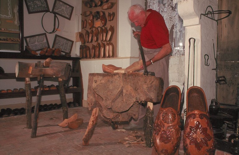 Musée du Sabot La Maison du Sabot et des métiers d'antan