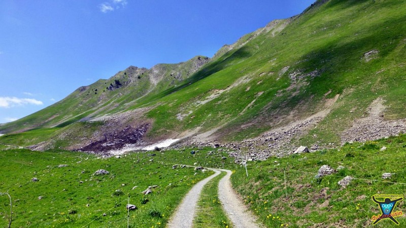 Paysages depuis la piste menant des Lanches à Bois Noir