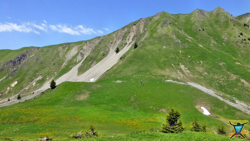 Vues sur le Sulens entre Bois Noir et Plan du Tour