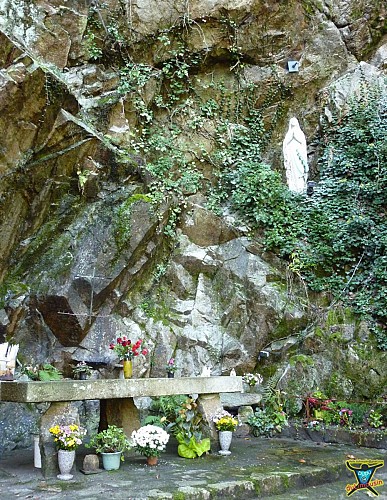 Grotte sanctuaire Notre Dame de la Paix