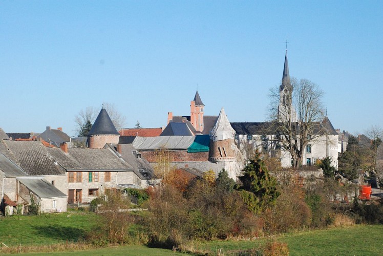 The castle of Senzeilles