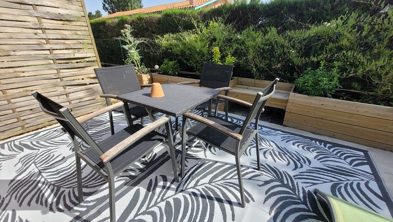  LOCATION DE MADAME AMILHAT 