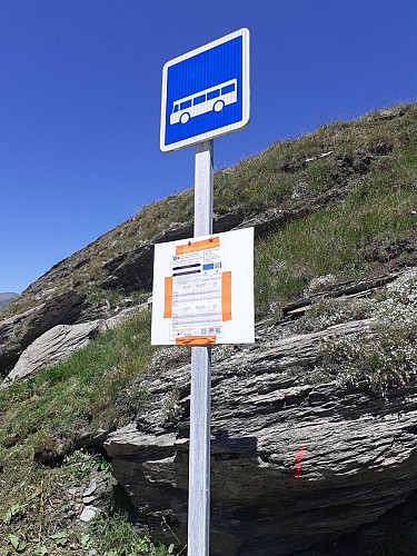 Bus stop N°330 : Mont Cenis pass