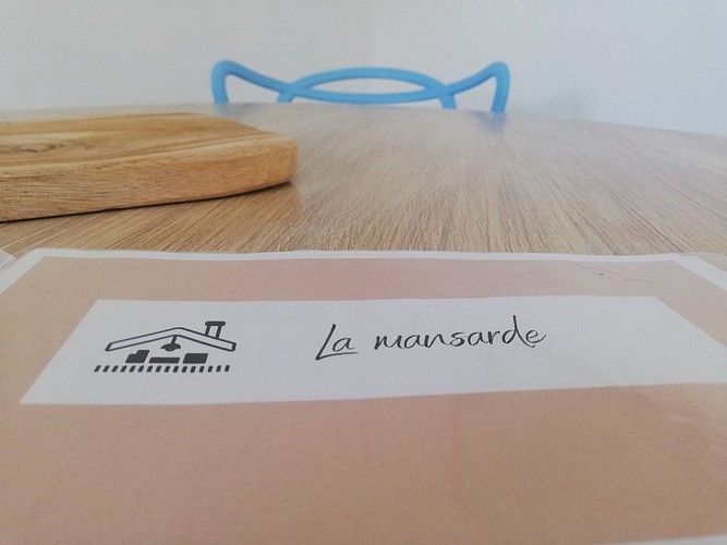 LA MANSARDE