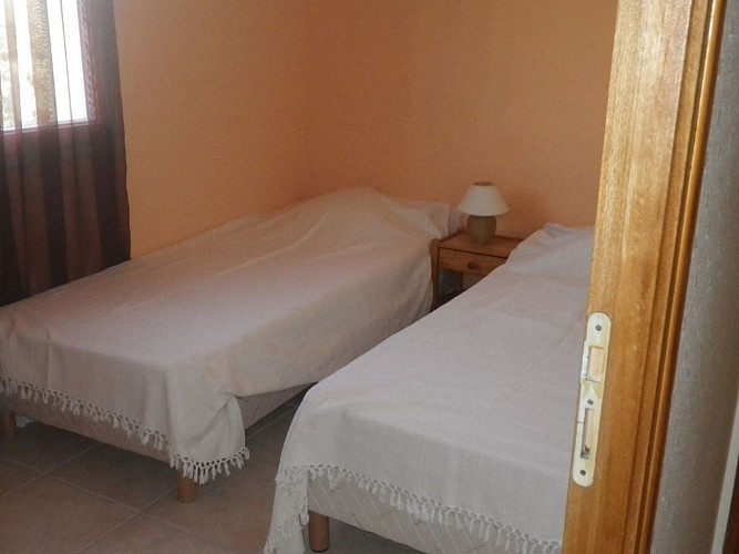 HLONOR014FS00111 : LE GÎTE PORTAIS - Le gîte Portais - Chambre lits simple