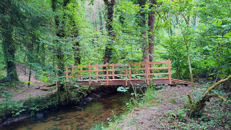 Pont entre Plestin et Tréduder