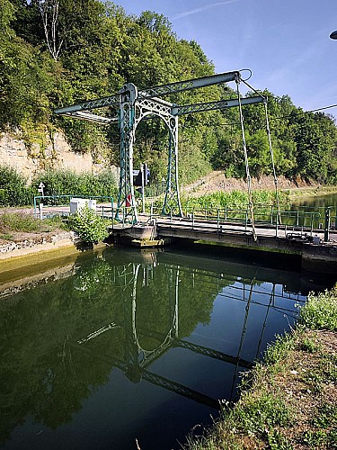 Pont-levis de Brethenay