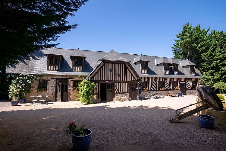 Pressoir Domaine de Geffosses (2)