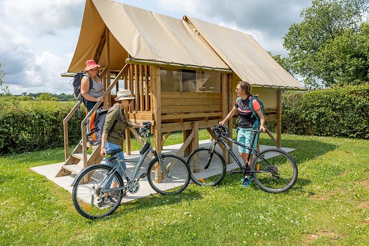 picauville-etape-des-marais-aire-halte-rando-1©christophe-cauchard