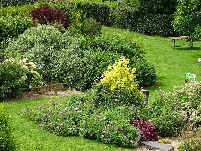 beuzeville-la-bastille-jardin-du-bord-de-douve-0