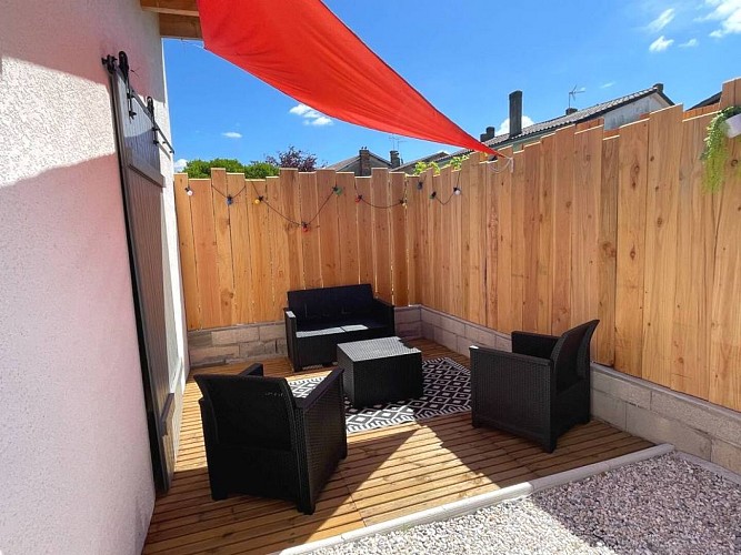 f3c79976-c734-4e31-8603-fceec5406511