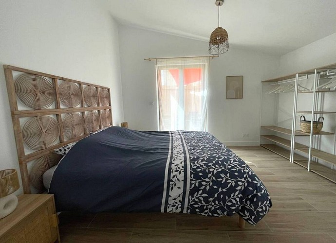 5ef60395-d450-4d9a-8d2d-32b714795475