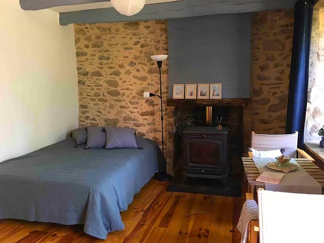 Charmante petite maison - Saint-Priest-Ligoure