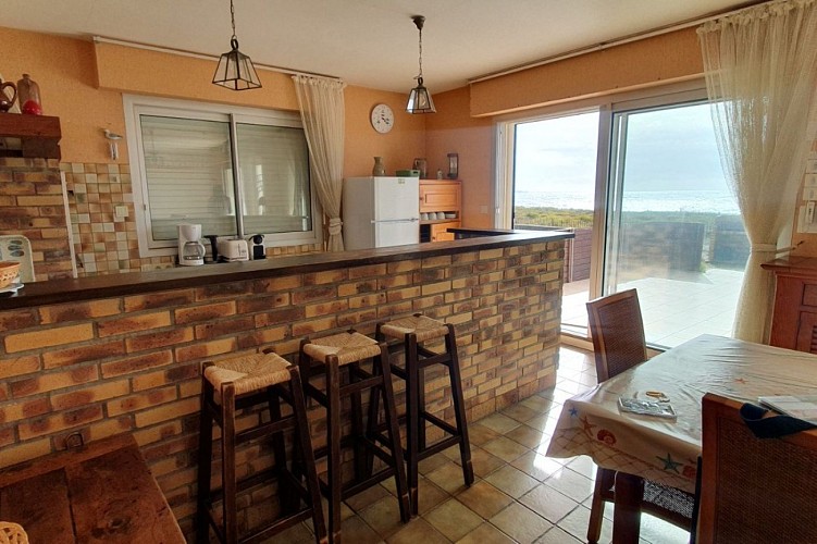 Face à l'océan Gîte Caprice d'Eole au rdc d'une maison  à La Turballe.