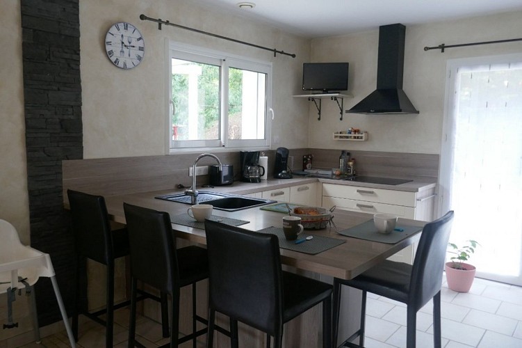 Maison de campagne avec grand jardin située à Martinet