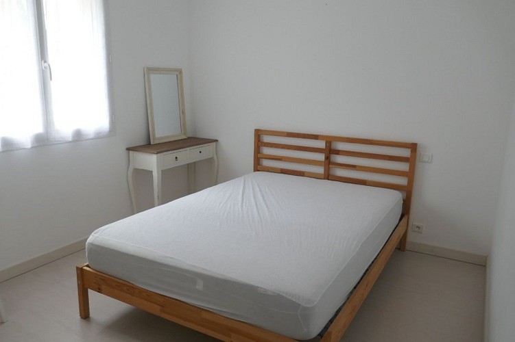 Maison de campagne avec grand jardin située à Martinet