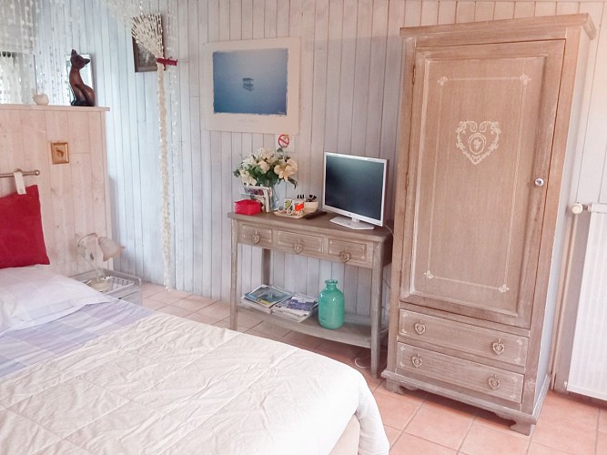 coin télé - le chat qui grogne