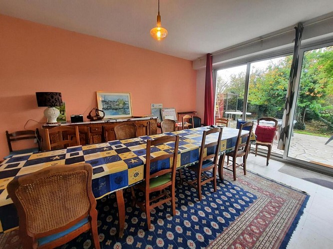 lerosey-pascale-courseulles-table-a-manger