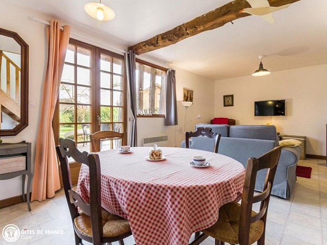 Gîte LA COUR AUX FLEURS