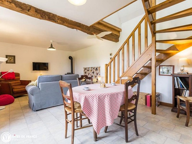 Gîte LA COUR AUX FLEURS