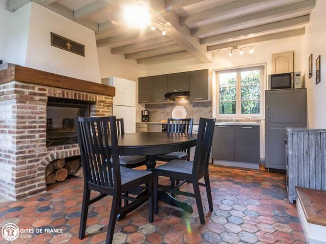 LE GITE DES HULOTTES