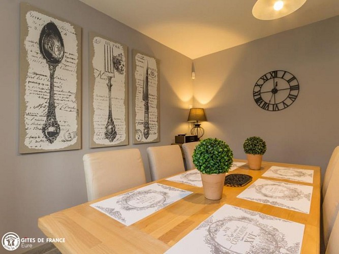 AUX ABORDS D'HONFLEUR