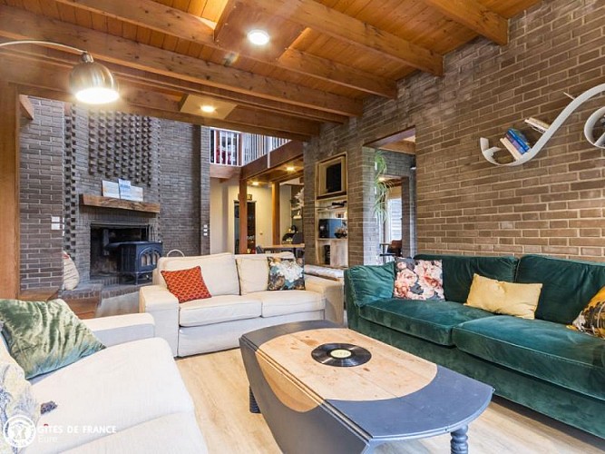 DE BRIQUES ET DE BROC