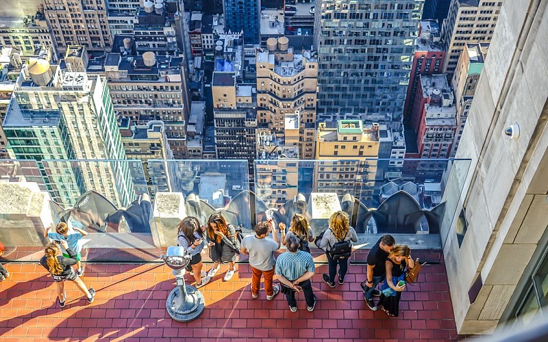 Top of The Rock Walking Tour + Ticket