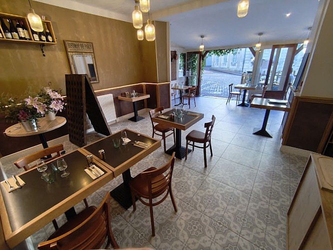 Restaurant La Coutume à Toucy en Puisaye (1)