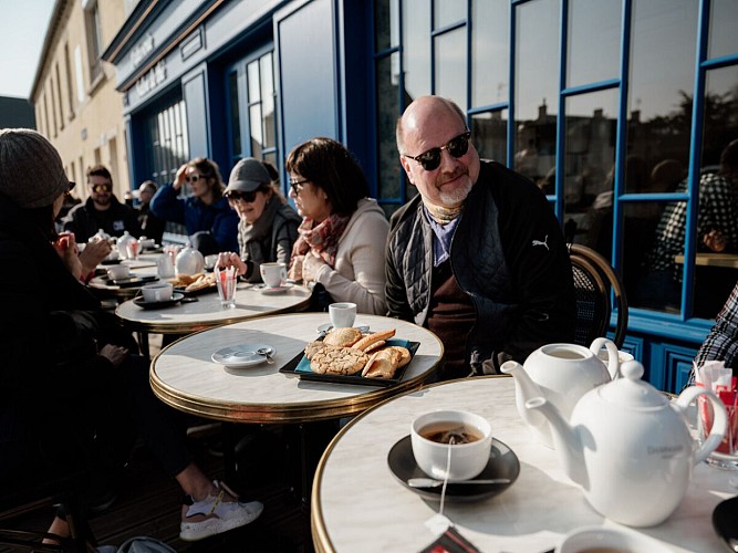 En_terrasse__Sables_d_Asnelles_-_Marie-Anais_Thierry-Marie-Anais_Thierry-22218-1600px