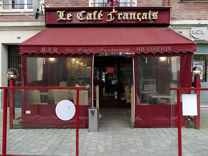 Café français  terrasse couverte