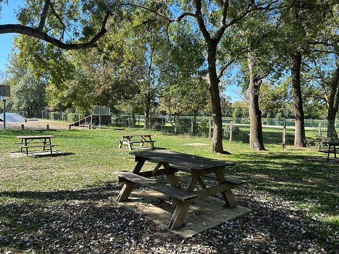 Aire de pique-nique de Castéra-Verduzan