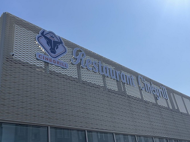 facade-cinegrill-restaurant-valenciennes