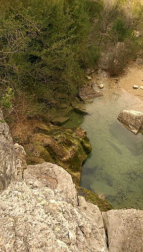 La Cascade de Gorniès où le ruisseau du même nom prend sa source