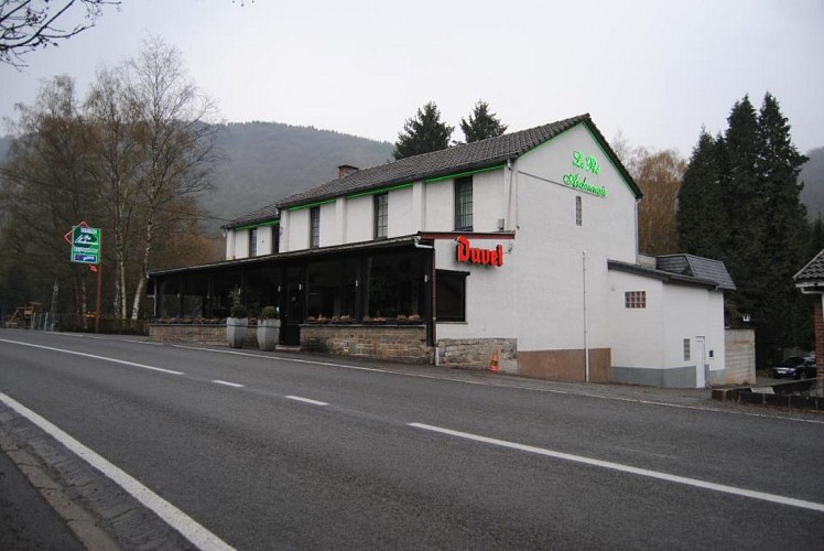 533045_357598680971539_505421065_n