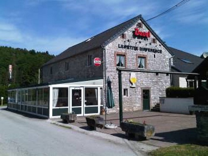 La Petite Différence