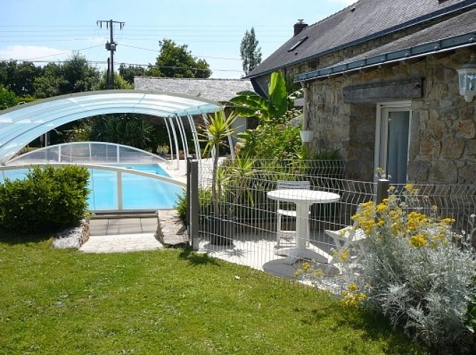 gite 90m2 avec piscine dans parc de Brière