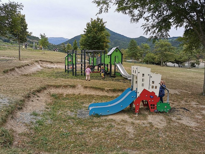 Aire de Jeux Plage de Savel